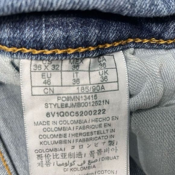 Guess Jeans Mens 36x30 Desmond Relaxed Tapered Distressed Hole - Picture 4 of 12